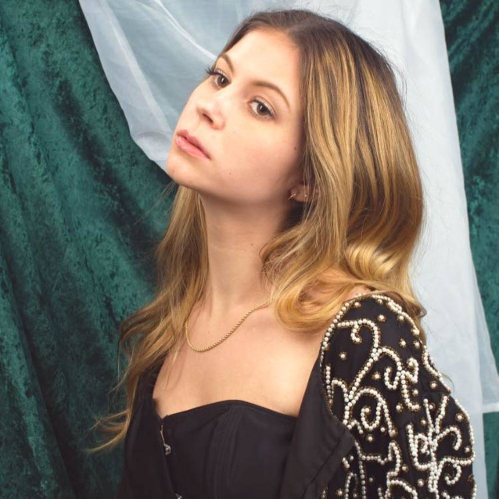 Meet your Posher, Madeline